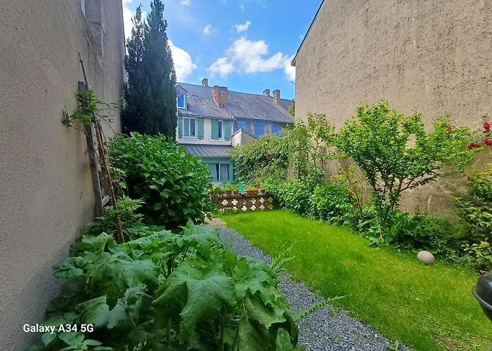 Maison Violette En Berry