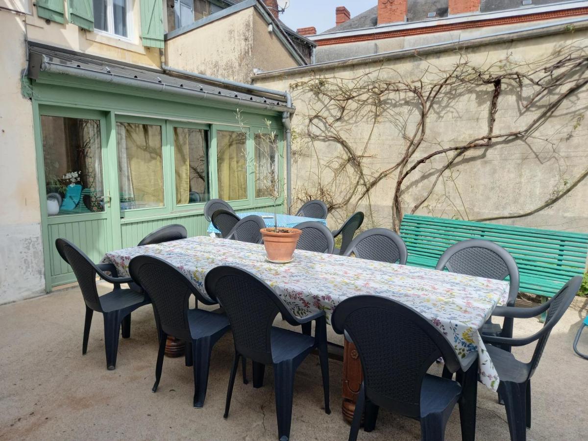 Maison Violette En Berry