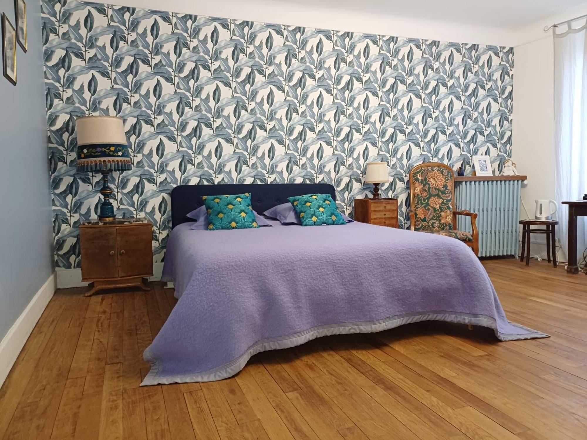Maison Violette En Berry Couette-café *