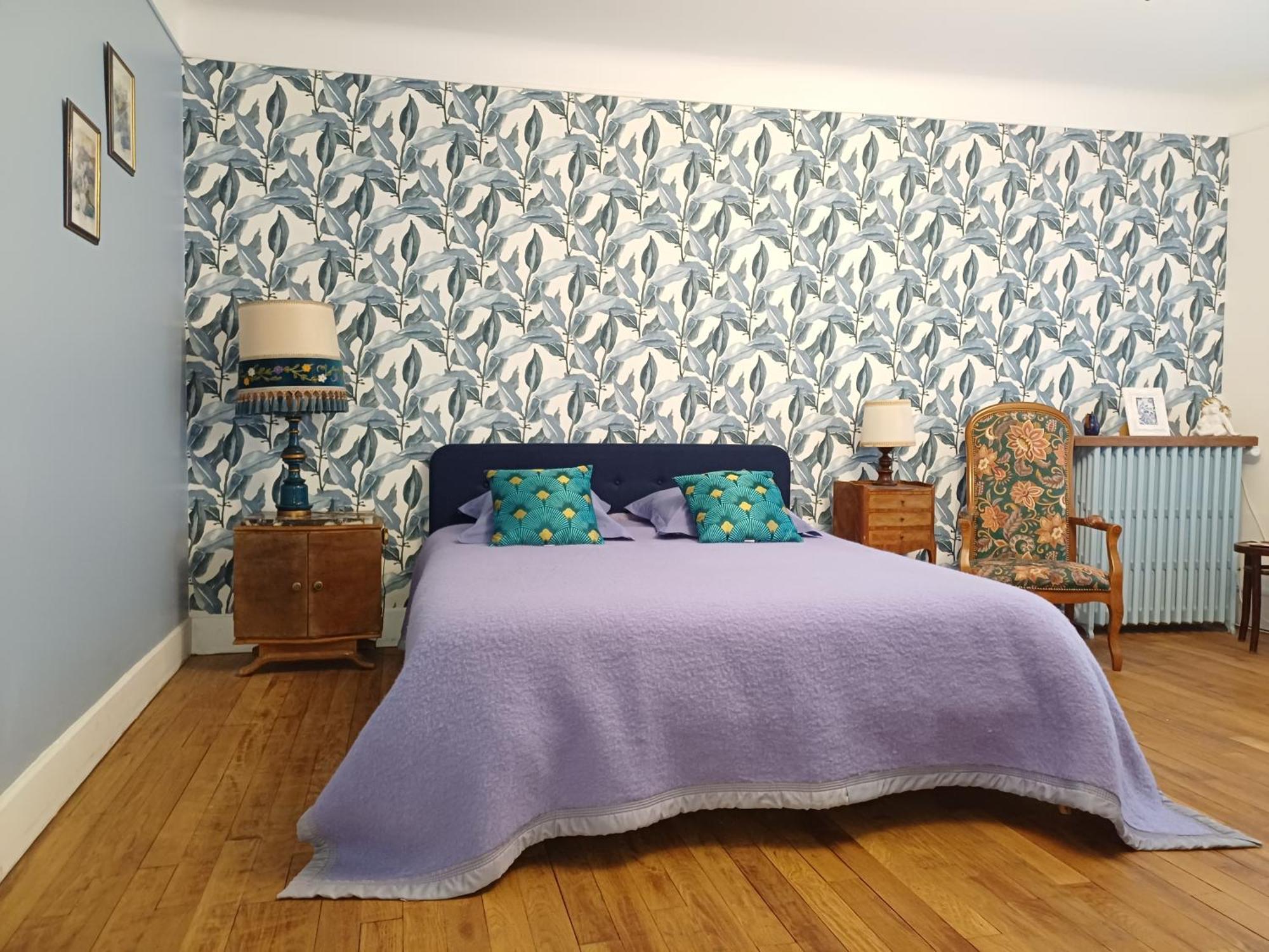 Maison Violette En Berry